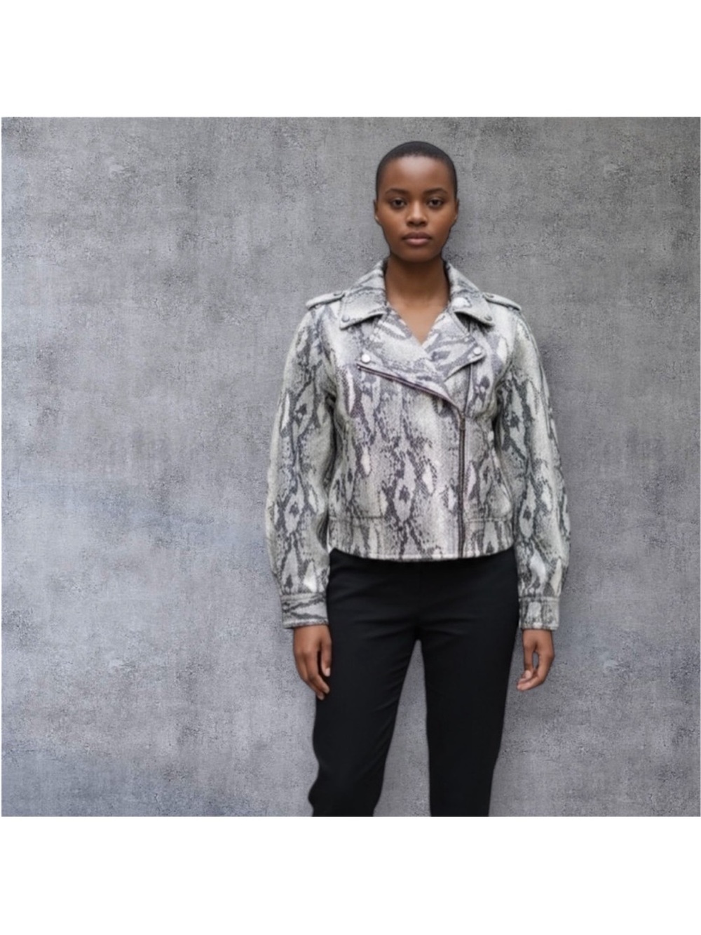 Jennifer Lopez Women’s Gray Snake-Print Biker Fashion Jacket